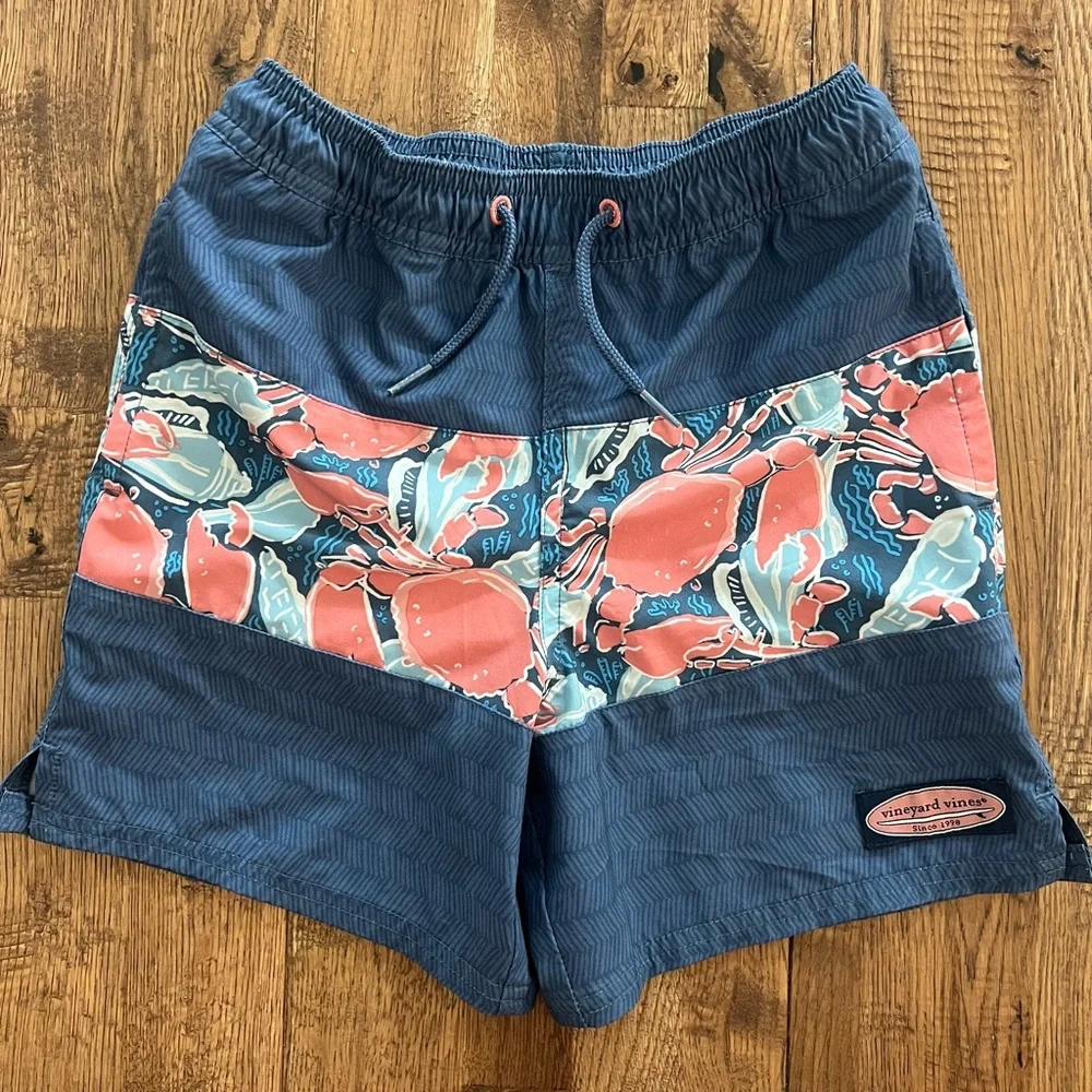 Vineyard Vines Chappy Swim Trunks Size‎ 6 Excellent condition Crabs Seashells H